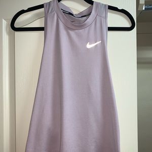 Nike tank